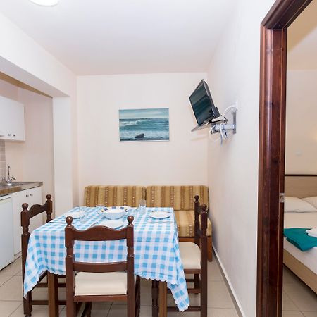 Mandy Suites Kissamos Exterior photo