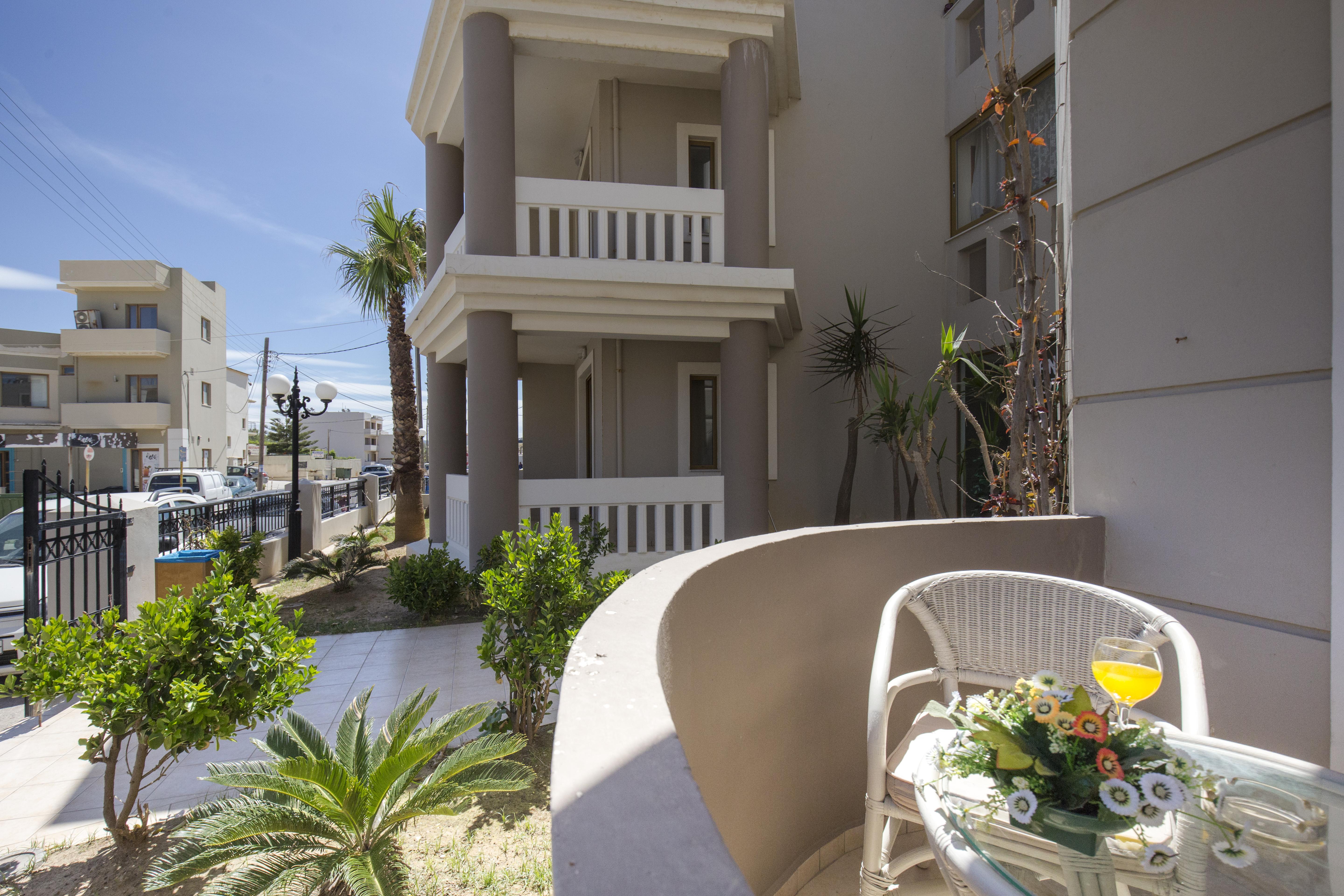 Mandy Suites Kissamos Exterior photo